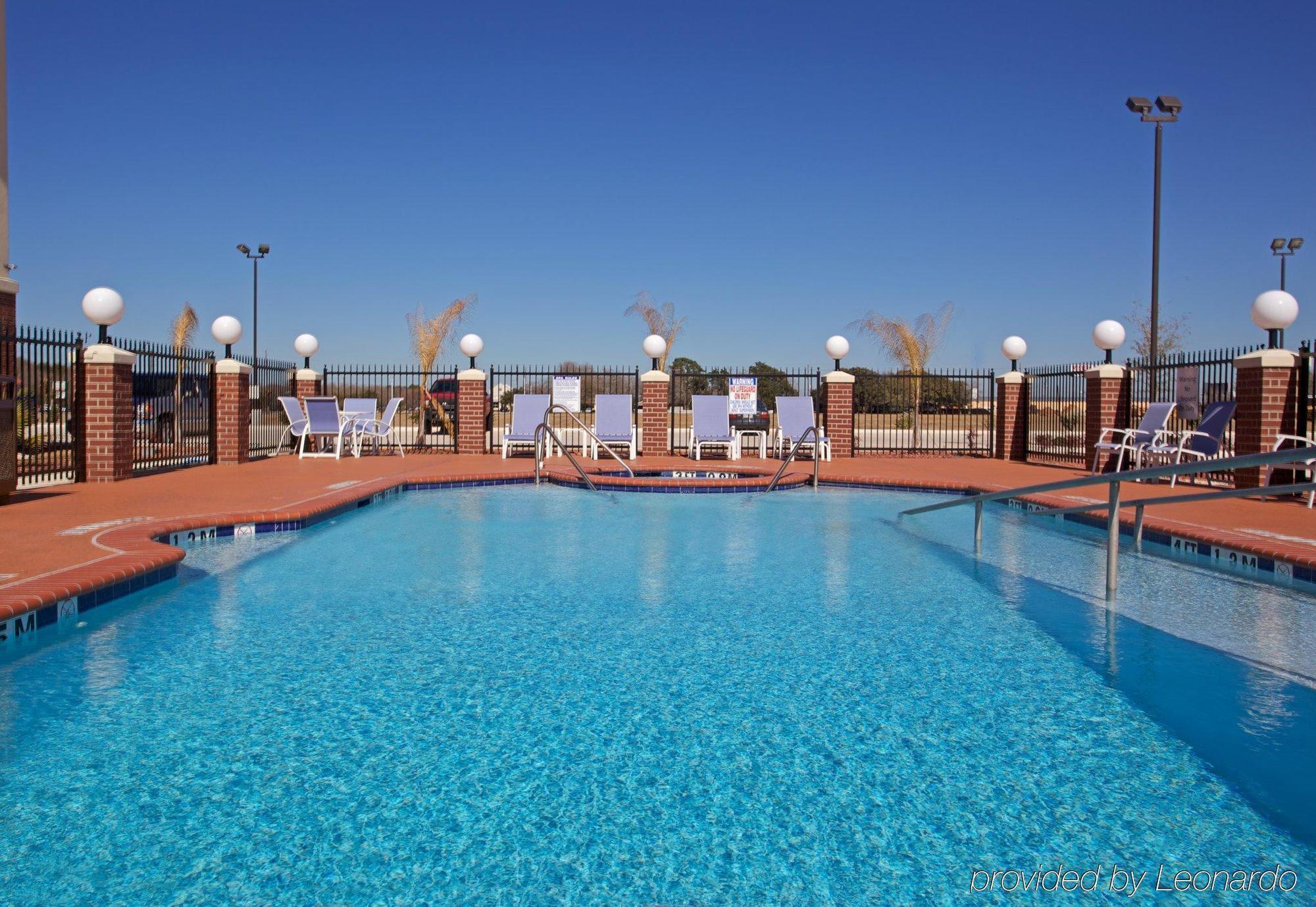 Holiday Inn Express Hotel & Suites Waller By Ihg Exteriér fotografie