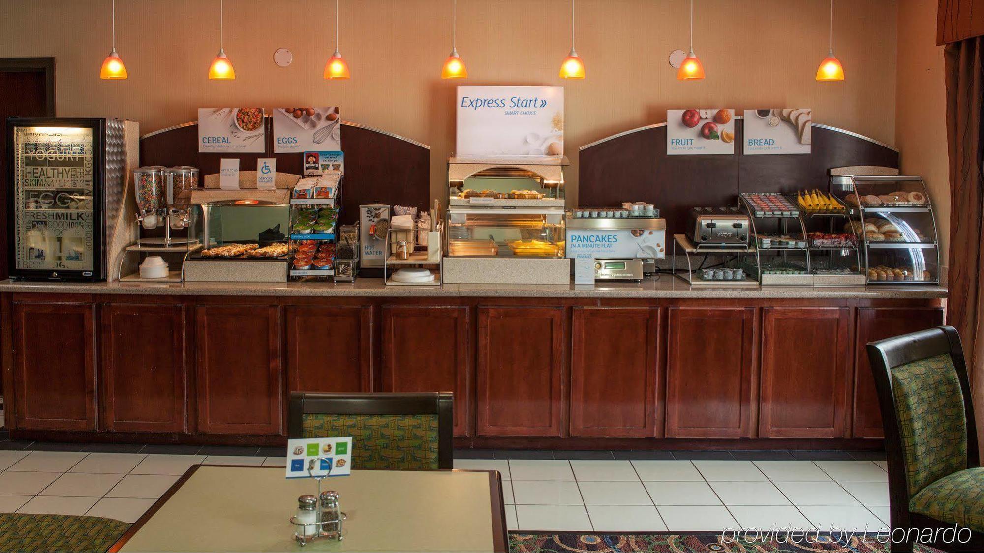 Holiday Inn Express Hotel & Suites Waller By Ihg Exteriér fotografie